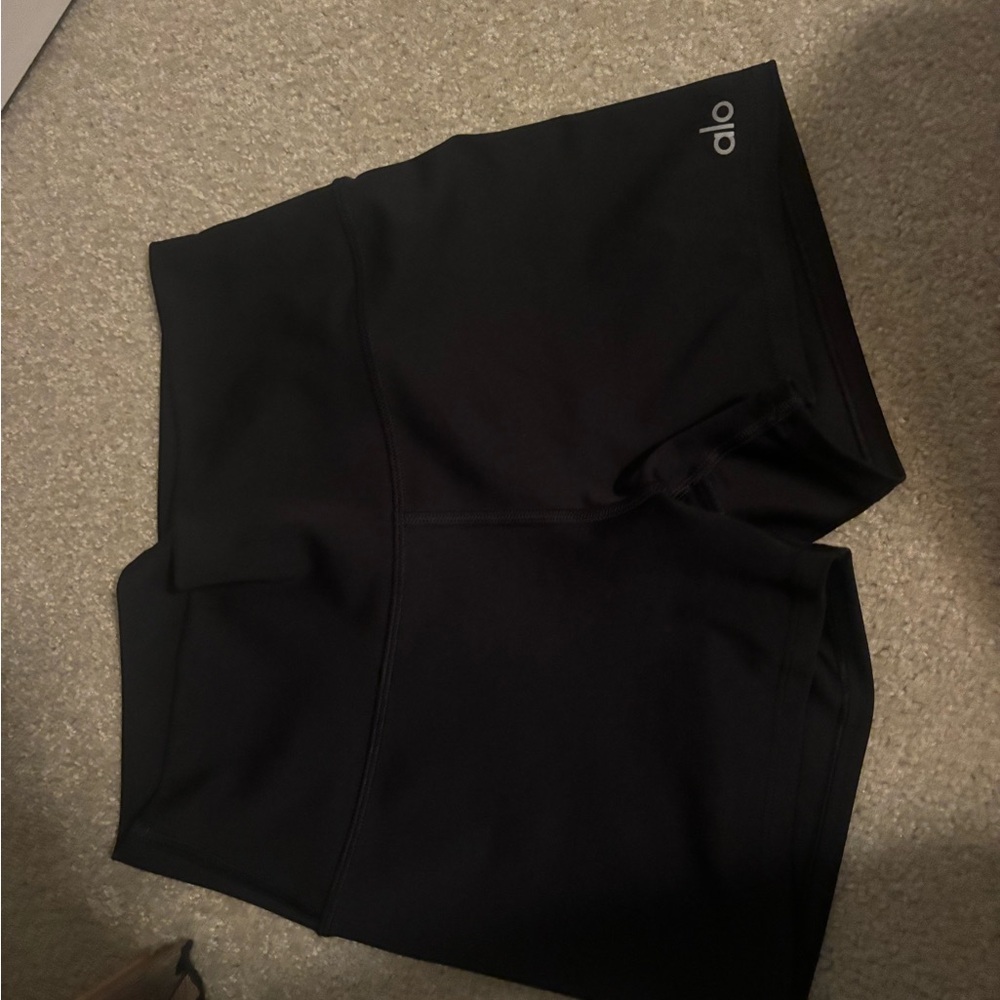 ALO Yoga Women's Black Athletic Set